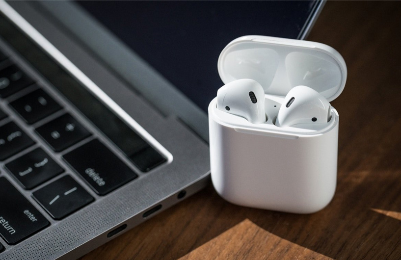 Apple AirPods