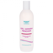 Професионално отстраняване на лак Domix Green с ацетон