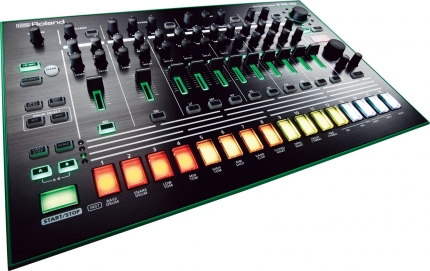 ROLAND TR-8
